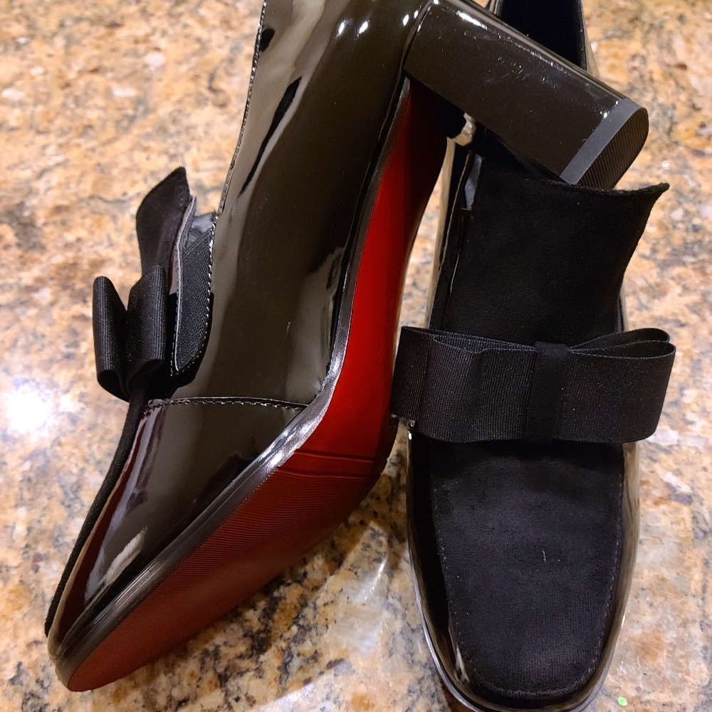 Red bottom like shoes